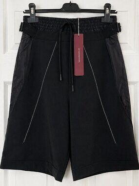 NWT Claire Campbell HIGH Tech Black Mid-Rise Stretch Summer Shorts Size 4 EU 36